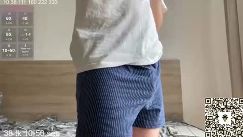 Snapshot of curlyboyy_ chatting on June 2026 12:15:01 PM Mike pvt is open online show from June 2026 12:15:01 PM