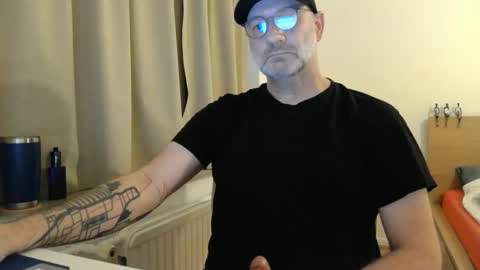 Curman85 online show from February 2026 11:23:01 PM