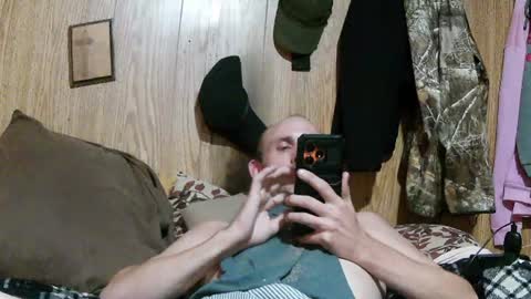 Snapshot of curtisrobert171 chatting on June 2026 05:06:02 PM curtisrobert171 online show from June 2026 05:06:02 PM