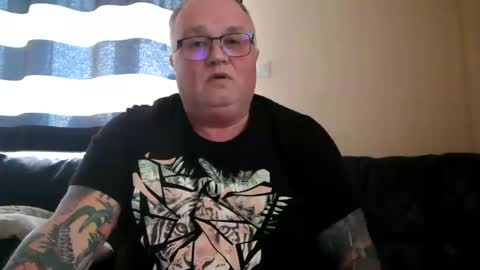 curtus14 online show from February 2025 03:57:02 PM