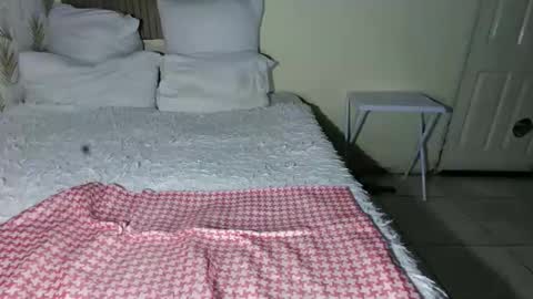 curvybae45 online show from April 2026 04:44:02 PM