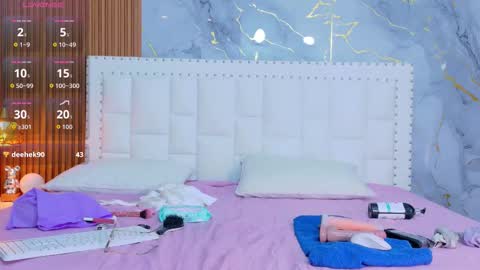 Snapshot of curvybuffgirl chatting on February 2026 08:20:01 PM Michel online show from February 2026 08:20:01 PM