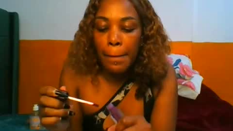 Snapshot of curvylyin chatting on July 2026 02:42:02 PM curvylyin online show from July 2026 02:42:02 PM
