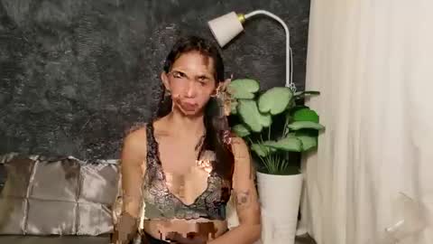 Snapshot of cute_294050 chatting on June 2026 11:00:02 AM Cali online show from June 2026 11:00:02 AM