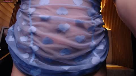 cute_angel_1 online show from November 2025 12:38:01 PM