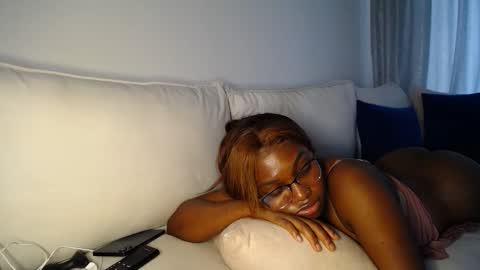 Snapshot of cute_ass18 chatting on April 2026 10:41:01 AM Liya online show from April 2026 10:41:01 AM