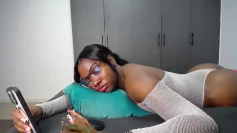 Snapshot of cute_ass18 chatting on May 2026 12:05:01 AM Liya online show from May 2026 12:05:01 AM