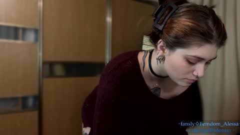 Snapshot of cute_baby_drug chatting on February 2026 06:28:01 PM Polly my Name. . online show from February 2026 06:28:01 PM