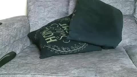 Snapshot of cute_beb2 chatting on December 2024 03:26:01 PM V EE online show from December 2024 03:26:01 PM