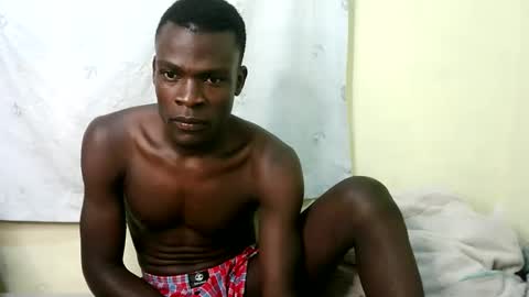 cute_blac online show from February 2026 07:10:01 PM