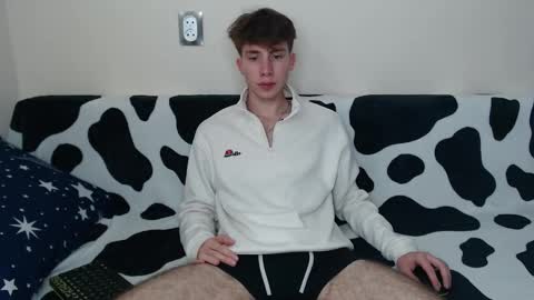 Snapshot of cute_brian chatting on September 2025 09:31:02 AM Im Brian online show from September 2025 09:31:02 AM