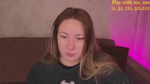 Everyday stream in the same time online show from October 2025 01:47:02 AM