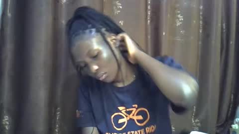 cute_emmy1 online show from October 2025 10:34:02 AM