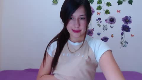 Snapshot of cute_isaa chatting on May 2026 02:52:02 AM Isabella online show from May 2026 02:52:02 AM
