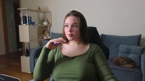 Snapshot of cute_junk chatting on September 2025 04:18:02 PM Kite and Jack online show from September 2025 04:18:02 PM