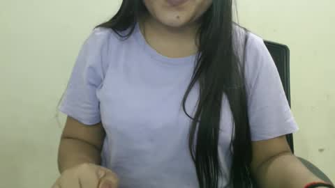 Snapshot of cute_kavya chatting on October 2025 08:23:02 AM cute_kavya online show from October 2025 08:23:02 AM