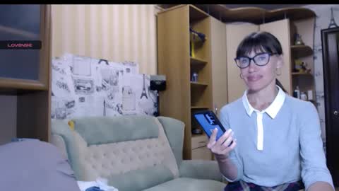 cute_lion_ online show from September 2025 11:43:02 AM