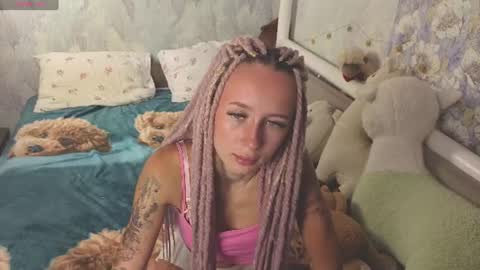 Luucy online show from August 2026 03:52:02 AM