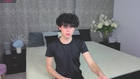 Mike online show from December 2025 05:32:01 PM