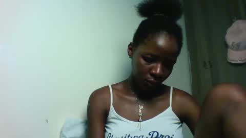 Snapshot of cute_sexy3 chatting on January 2025 07:17:02 AM SHARON online show from January 2025 07:17:02 AM