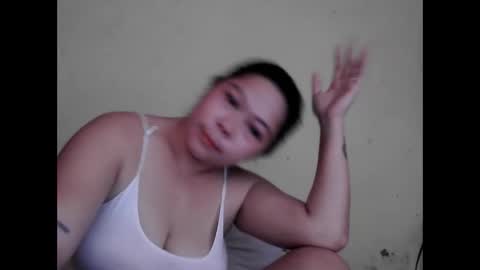 Snapshot of cute_slut09 chatting on April 2026 11:44:02 PM Mimi online show from April 2026 11:44:02 PM