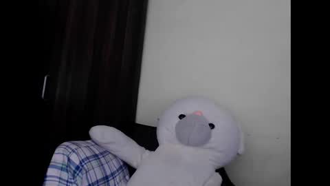 Snapshot of cute_slut09 chatting on May 2026 07:57:02 AM Mimi online show from May 2026 07:57:02 AM