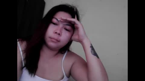 Snapshot of cute_slut09 chatting on May 2026 08:32:02 AM Mimi online show from May 2026 08:32:02 AM
