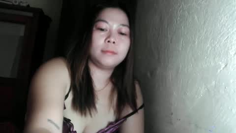 Snapshot of cute_slut09 chatting on May 2026 10:49:02 PM Mimi online show from May 2026 10:49:02 PM