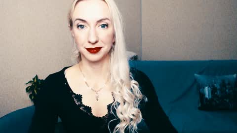 Snapshot of cute_smile_shy chatting on January 2025 09:31:01 PM cute_smile_shy online show from January 2025 09:31:01 PM