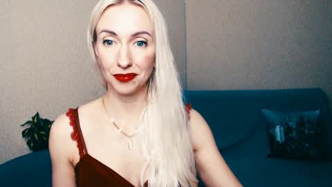 Snapshot of cute_smile_shy chatting on January 2025 10:12:02 PM cute_smile_shy online show from January 2025 10:12:02 PM