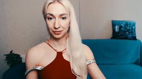 Snapshot of cute_smile_shy chatting on March 2025 12:20:01 PM cute_smile_shy online show from March 2025 12:20:01 PM