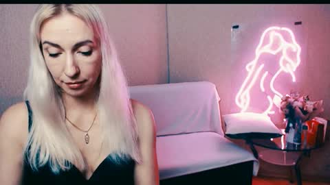 Snapshot of cute_smile_shy chatting on October 2025 07:01:01 PM cute_smile_shy online show from October 2025 07:01:01 PM