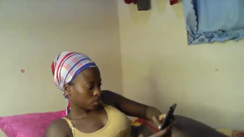 cute_sonny online show from December 2025 08:26:01 PM