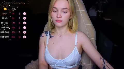 Sue online show from November 2025 11:10:02 PM