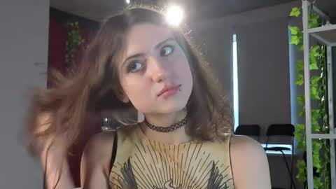 Snapshot of cute_sun_lovers chatting on May 2026 02:56:02 PM Aria online show from May 2026 02:56:02 PM