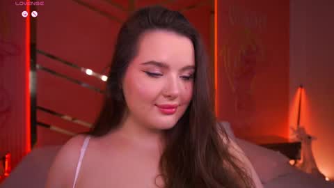 Amber online show from December 2024 11:05:02 PM