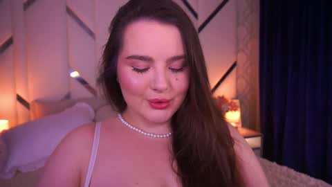 Amber online show from March 2026 12:34:02 AM