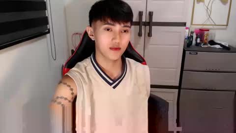 Snapshot of cuteasiancock98 chatting on May 2026 06:54:02 AM Steph online show from May 2026 06:54:02 AM