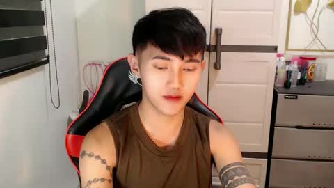 Snapshot of cuteasiancock98 chatting on May 2026 05:35:01 AM Steph online show from May 2026 05:35:01 AM