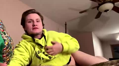 cuteboii29 online show from February 2026 05:25:02 AM