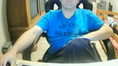 Cuteboy090 online show from September 2025 04:08:02 PM