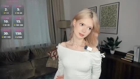 Alice online show from October 2025 08:34:02 AM