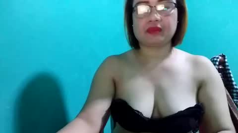 Snapshot of cutechey06 chatting on January 2025 12:17:02 AM Sky online show from January 2025 12:17:02 AM