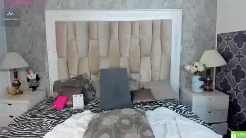 cutedollbabihotts online show from April 2026 04:54:02 PM