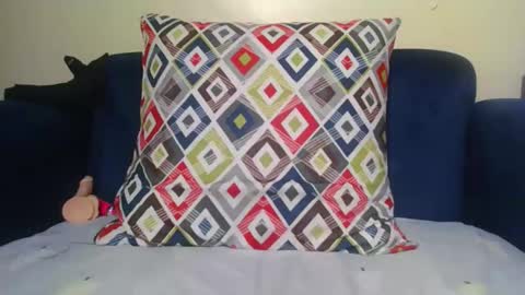 cutebby12 online show from October 2025 04:18:01 PM