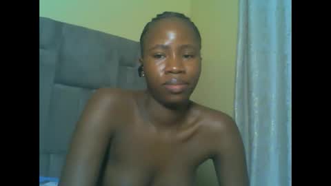 Snapshot of cuteebony16 chatting on May 2026 11:24:01 PM tawi online show from May 2026 11:24:01 PM