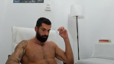 cuteeboy online show from September 2025 06:08:02 PM