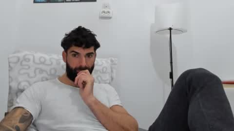 cuteeboy online show from January 2026 07:01:01 AM