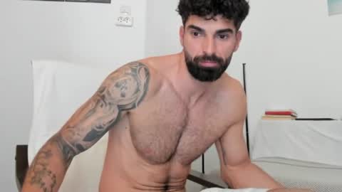 cuteeboy online show from June 2026 11:55:02 AM