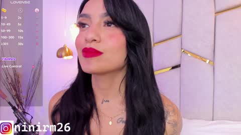 Snapshot of cutegirl__nini chatting on December 2024 07:38:01 AM andre online show from December 2024 07:38:01 AM